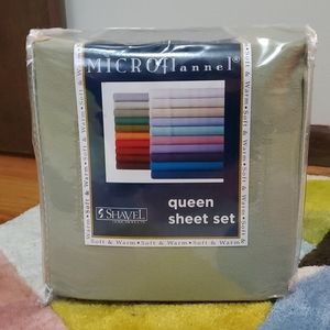 Microflannel sheet set